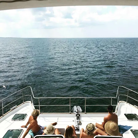 Charter Boat Salento Botel Porto Cesareo