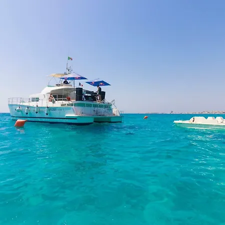 Charter Boat Salento Botel Porto Cesareo